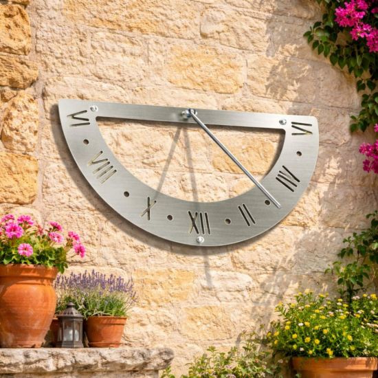 DanDiBo Sonnenuhr Edelstahl für die Wand 70 cm Rostfrei 96687 Ausrichtbar Wetterfest Gartenuhr Modern Metall