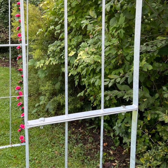 Preview: DanDiBo Rosenbogen aus Metall Stabil Verzinkt 140 cm Rankbogen 96519 Gartenbogen Torbogen Rundbogen Pflanzbogen Massiv Feuerverzinkt Garten Wetterfest Volleisen