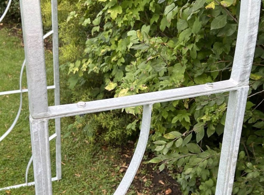 DanDiBo Metal Rose Arch Stable Galvanized 150 cm Wide Climbing Arch 96516 Garden Arch Gateway Round Arch Plant Arch Solid Hot-Dip Galvanized Garden Weatherproof Solid Iron