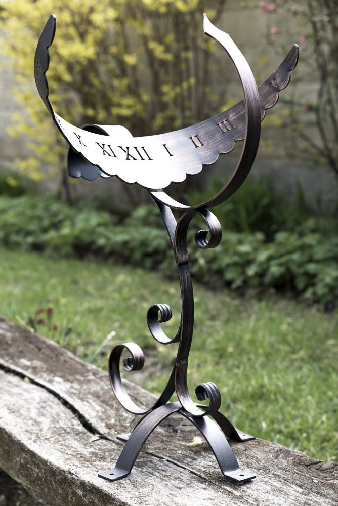 Wrought iron sundial Phoenix Weatherproof 65 cm garden clock metal Phoenix clock