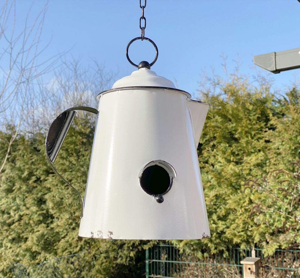 DanDiBo Vogelhaus zum Aufhängen Metall Deko Kaffeekanne wetterfest 521864 Nistkasten Teekanne Futterstation für Vögel Shabby mit Kette Metallkanne Kanne Balkon